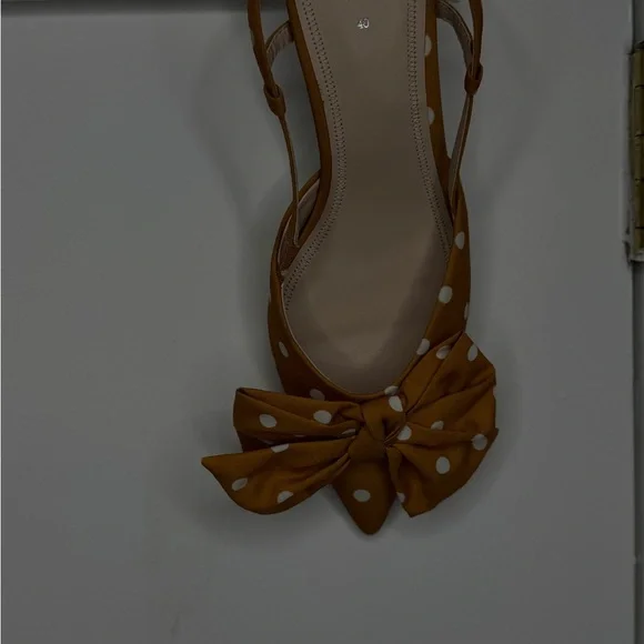 Zara Women's Brown Polka Dot Bow Flats - Picture 4 of 10